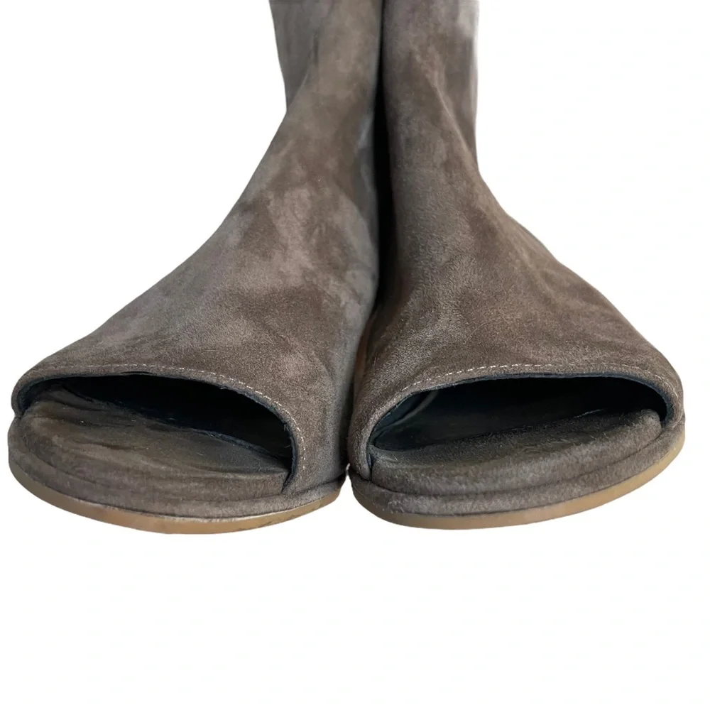 Kenneth Cole Charlo Taupe Suede Peep Toe Side Zip Ankle Booties Size 8.5